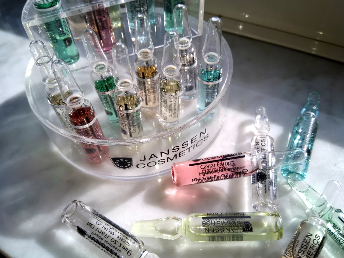 Ampoules by Janssen Cosmetics 16