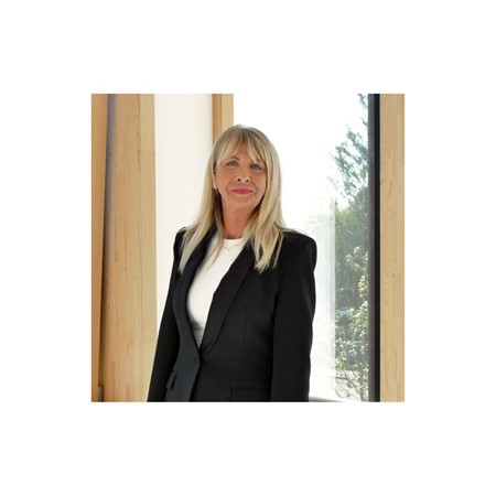 JANSSEN COSMETICS besetzt Position der Vertriebsleitung National: Diana Burkert verstärkt das Unternehmen