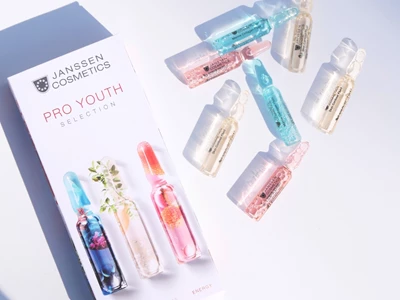 Pro Youth Selection: Die neue 7-Tage-Ampullenkur für maximale Anti-Aging-Effekte