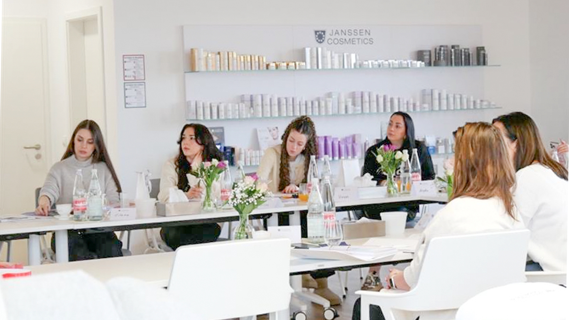 BEAUTY BUSINESS DAY von JANSSEN COSMETICS